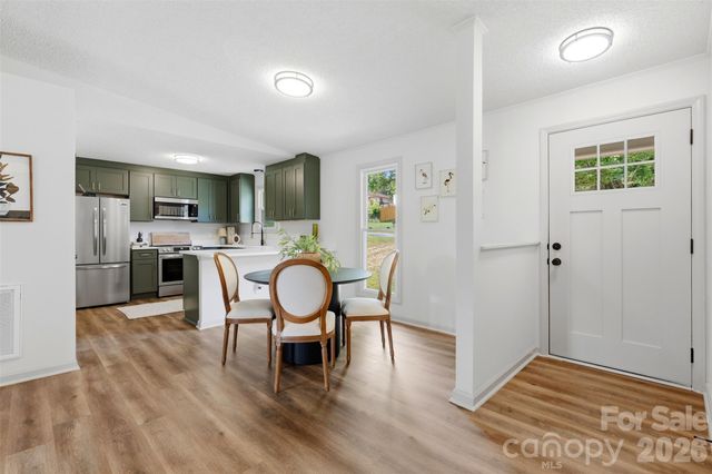 2918 Wild Duck Court, Charlotte, NC 28262