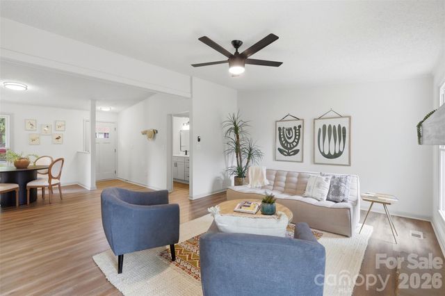 2918 Wild Duck Court, Charlotte, NC 28262