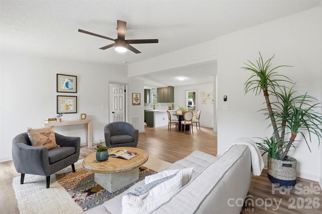 2918 Wild Duck Court, Charlotte, NC 28262