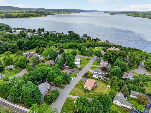 1 Taft Place, Cornwall On Hudson, NY 12520