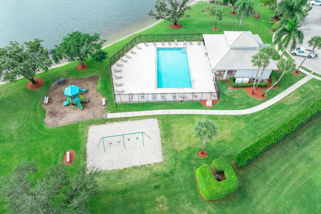 7720 Stone Harbour Drive 1, Lake Worth, FL 33467