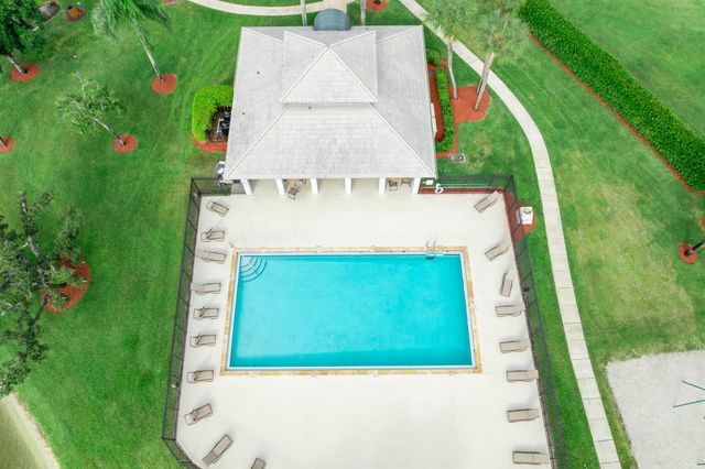 7720 Stone Harbour Drive 1, Lake Worth, FL 33467
