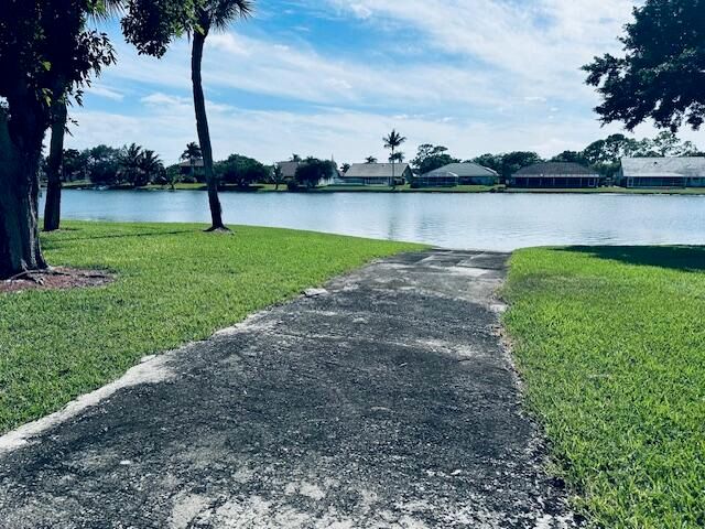 7720 Stone Harbour Drive 1, Lake Worth, FL 33467