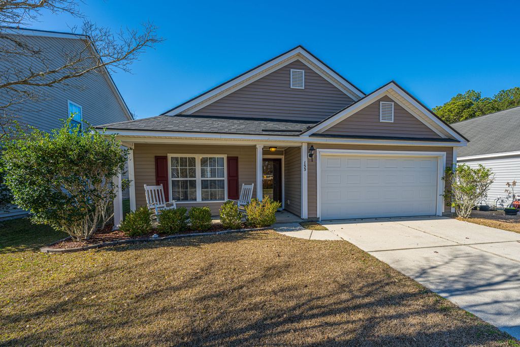 155 Wildberry Lane, Goose Creek, SC 29445