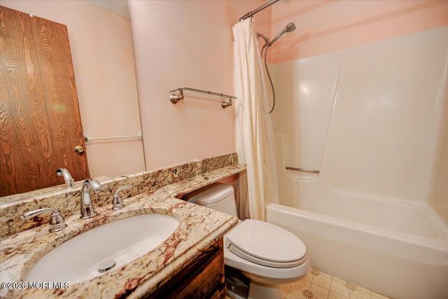 36 Richardson Avenue, Eatontown, NJ 07724