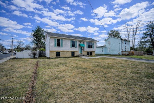 36 Richardson Avenue, Eatontown, NJ 07724