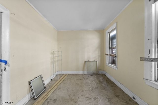 52 Wade St, Jersey City, NJ 07305