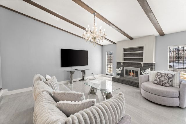 3025 Tres Logos Lane, Dallas, TX 75228