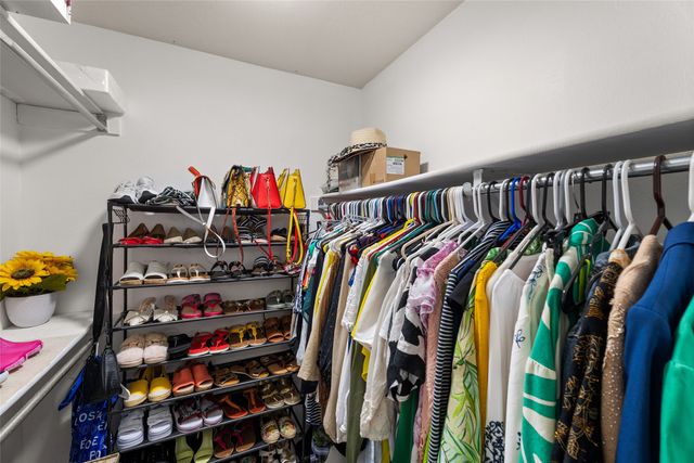 3025 Tres Logos Lane, Dallas, TX 75228