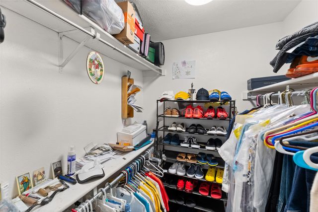 3025 Tres Logos Lane, Dallas, TX 75228