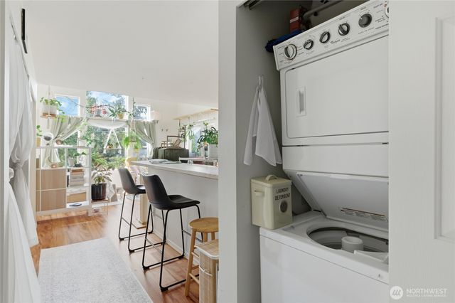 13310 Greenwood Avenue N, Seattle, WA 98133