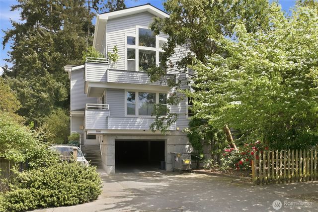 13310 Greenwood Avenue N, Seattle, WA 98133