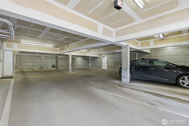 13310 Greenwood Avenue N, Seattle, WA 98133