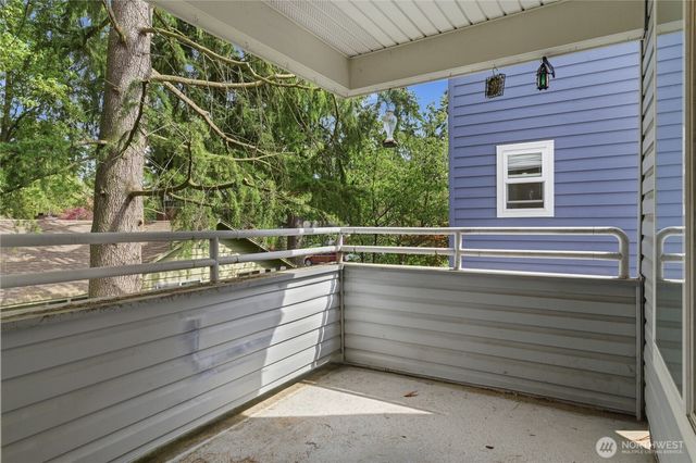 13310 Greenwood Avenue N, Seattle, WA 98133
