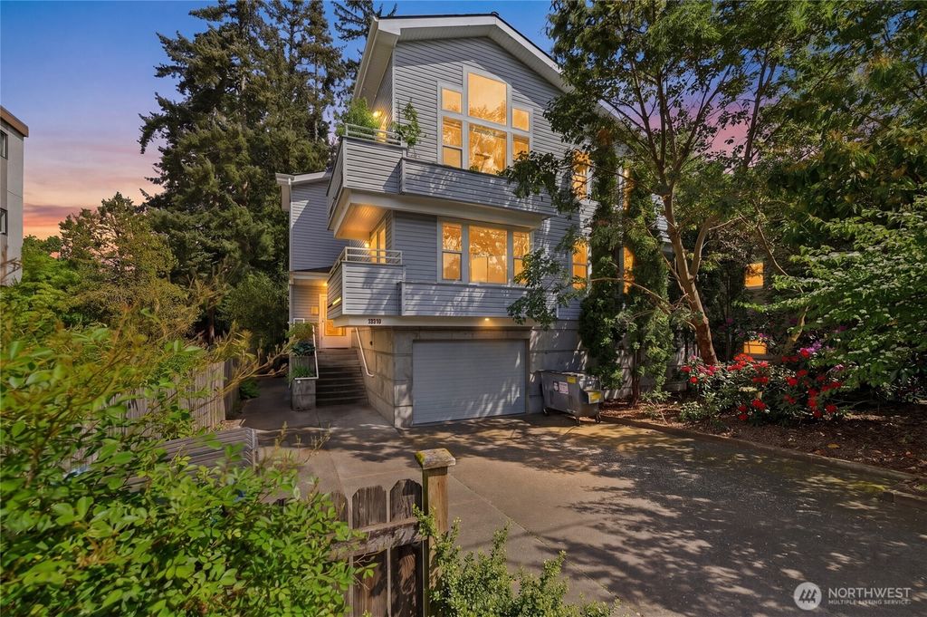 13310 Greenwood Avenue N, Seattle, WA 98133