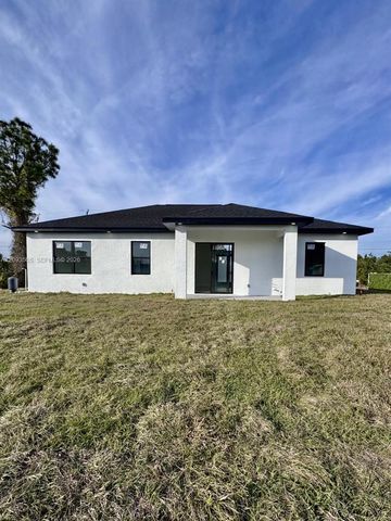 3613 18th Street W, Lehigh Acres, FL 33971