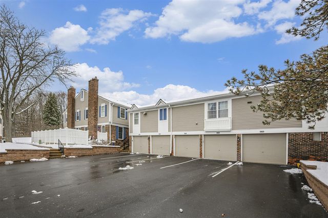 42198 Roscommon Street, Northville, MI 48167
