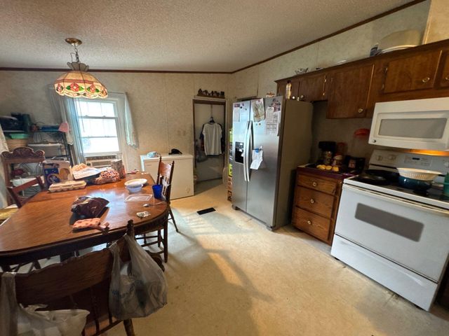 202 Pat Webb Circle, Rossville, GA 30741