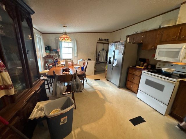 202 Pat Webb Circle, Rossville, GA 30741