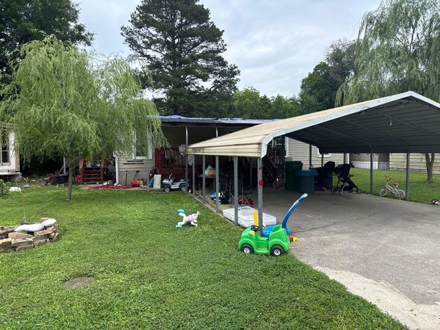 202 Pat Webb Circle, Rossville, GA 30741