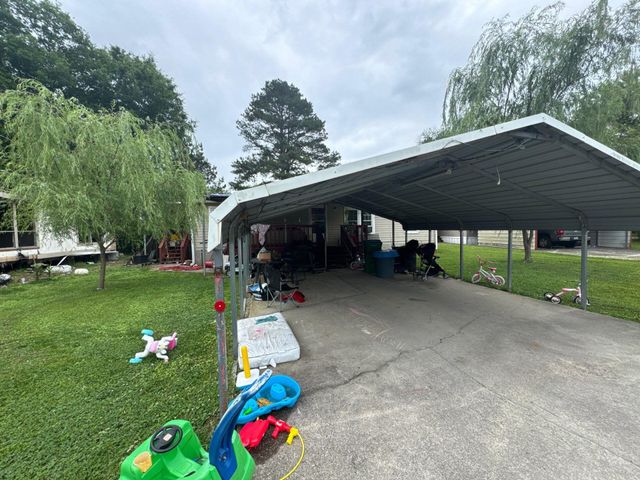 202 Pat Webb Circle, Rossville, GA 30741