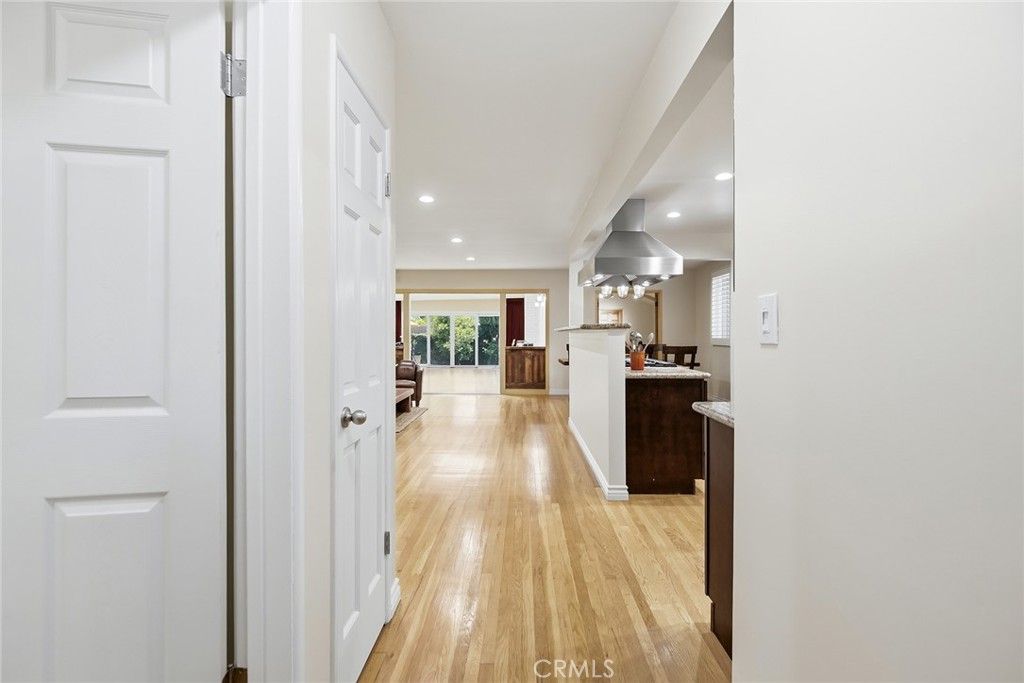 13616 Delano, Valley Glen, CA 91401 — photo 4