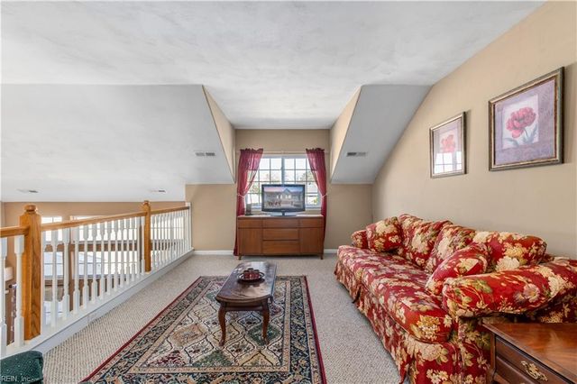 1003 Bay Breeze DR, Suffolk, VA 23435