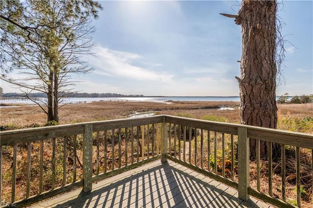 1003 Bay Breeze DR, Suffolk, VA 23435