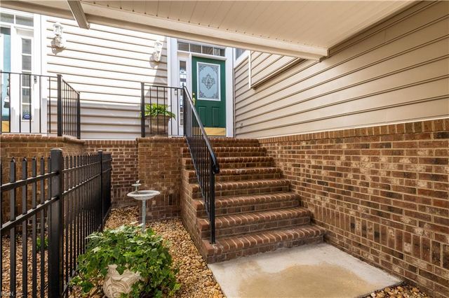 1003 Bay Breeze DR, Suffolk, VA 23435