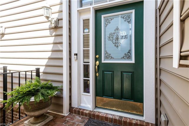 1003 Bay Breeze DR, Suffolk, VA 23435