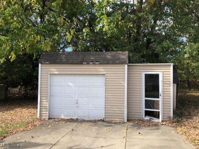 4418 W 176th Street, Cleveland, OH 44135