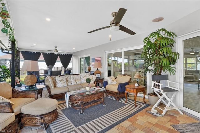 2424 Longboat DR, Naples, FL 34104