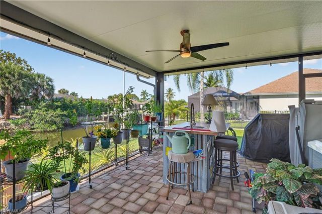 2424 Longboat DR, Naples, FL 34104