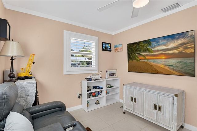 2424 Longboat DR, Naples, FL 34104