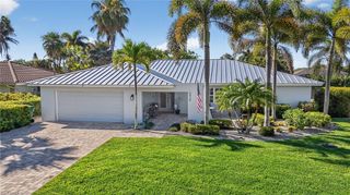 2424 Longboat DR, Naples, FL 34104