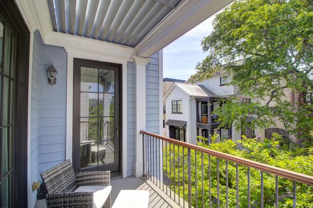 18 Corinne Street, Charleston, SC 29403
