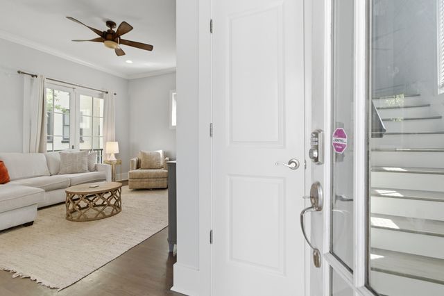 18 Corinne Street, Charleston, SC 29403
