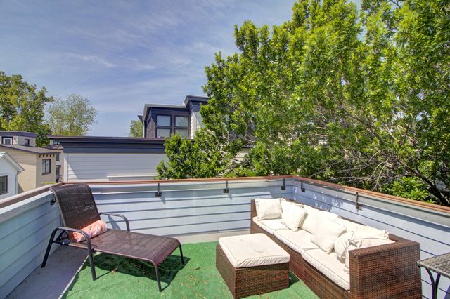 18 Corinne Street, Charleston, SC 29403