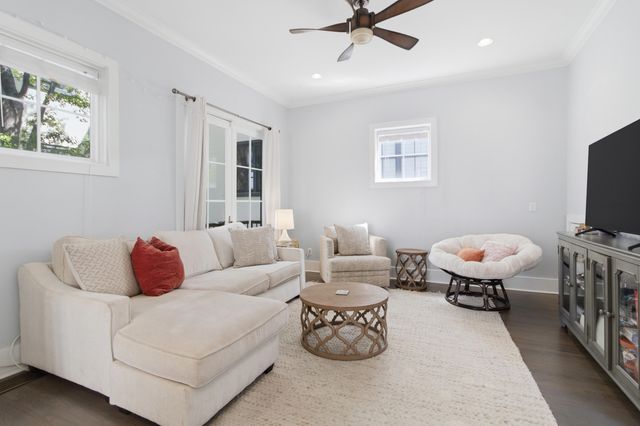 18 Corinne Street, Charleston, SC 29403