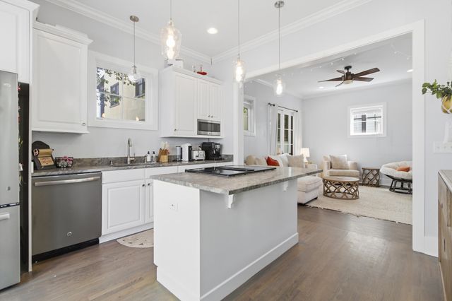 18 Corinne Street, Charleston, SC 29403