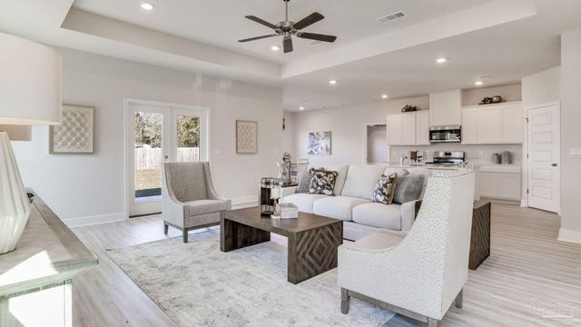 5543 Briset St, Milton, FL 32583