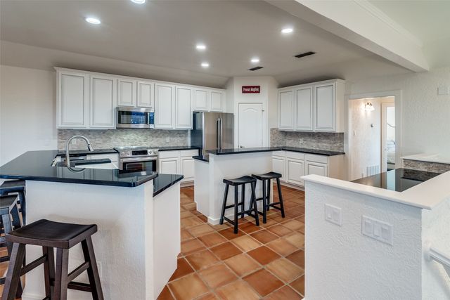 150 Bel Air Loop A, Graford, TX 76449