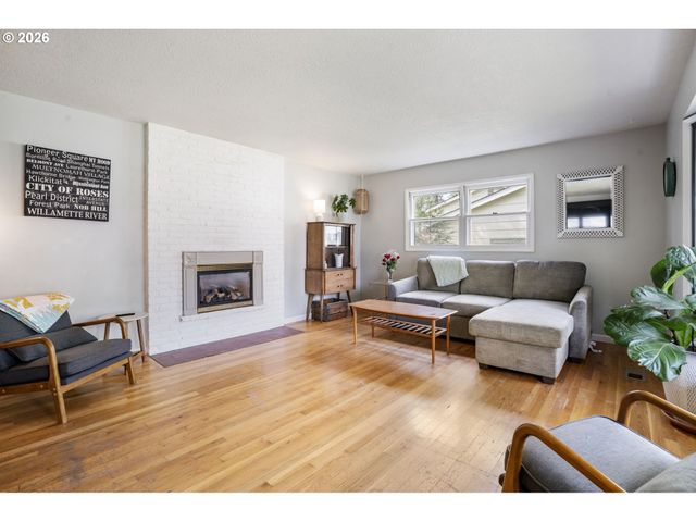13370 Nw MARSHALL St, Portland, OR 97229
