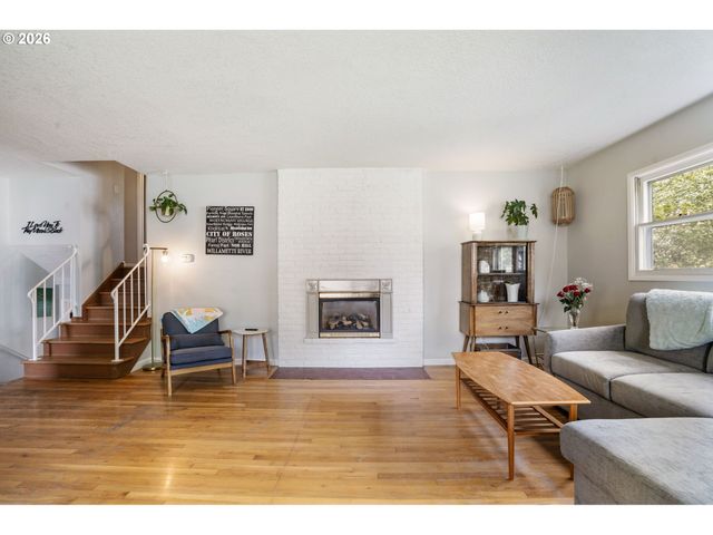 13370 Nw MARSHALL St, Portland, OR 97229