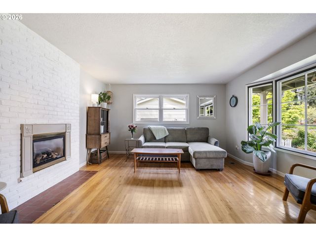 13370 Nw MARSHALL St, Portland, OR 97229