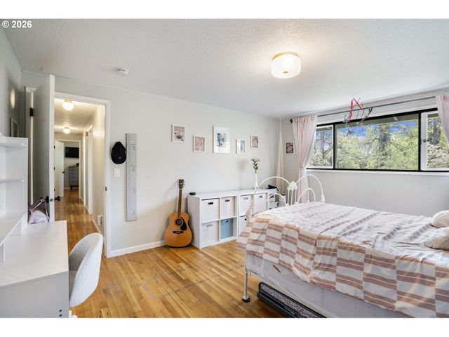 13370 Nw MARSHALL St, Portland, OR 97229