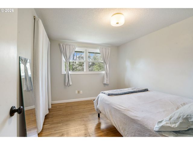 13370 Nw MARSHALL St, Portland, OR 97229
