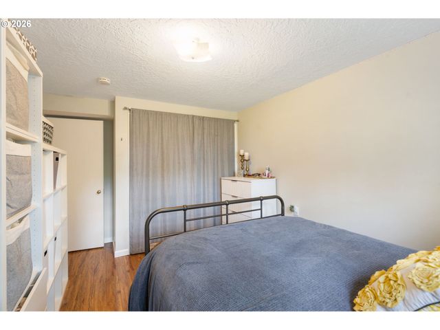 13370 Nw MARSHALL St, Portland, OR 97229
