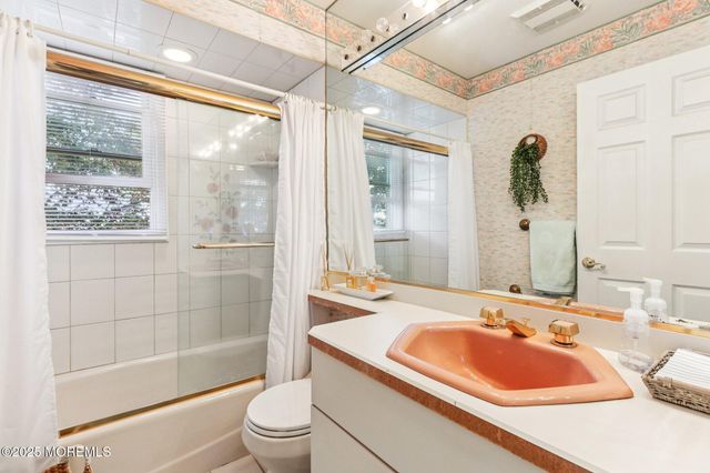 66 Nina Court, Brick, NJ 08723