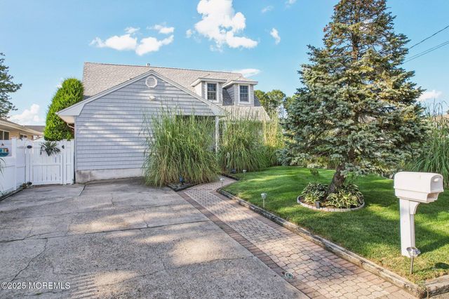 66 Nina Court, Brick, NJ 08723